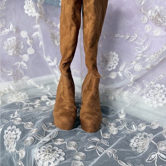 Elegant Wide Calf Tan Suede Platform Heeled Boots - Picture 5 of 15